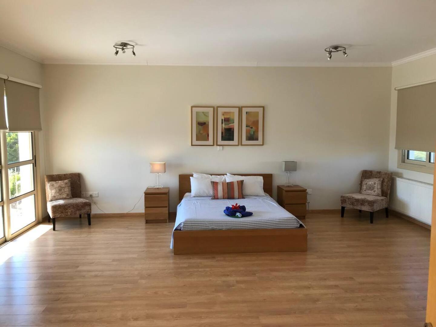 Orchard Blossom Private Villa With Pool Phrenaros Экстерьер фото