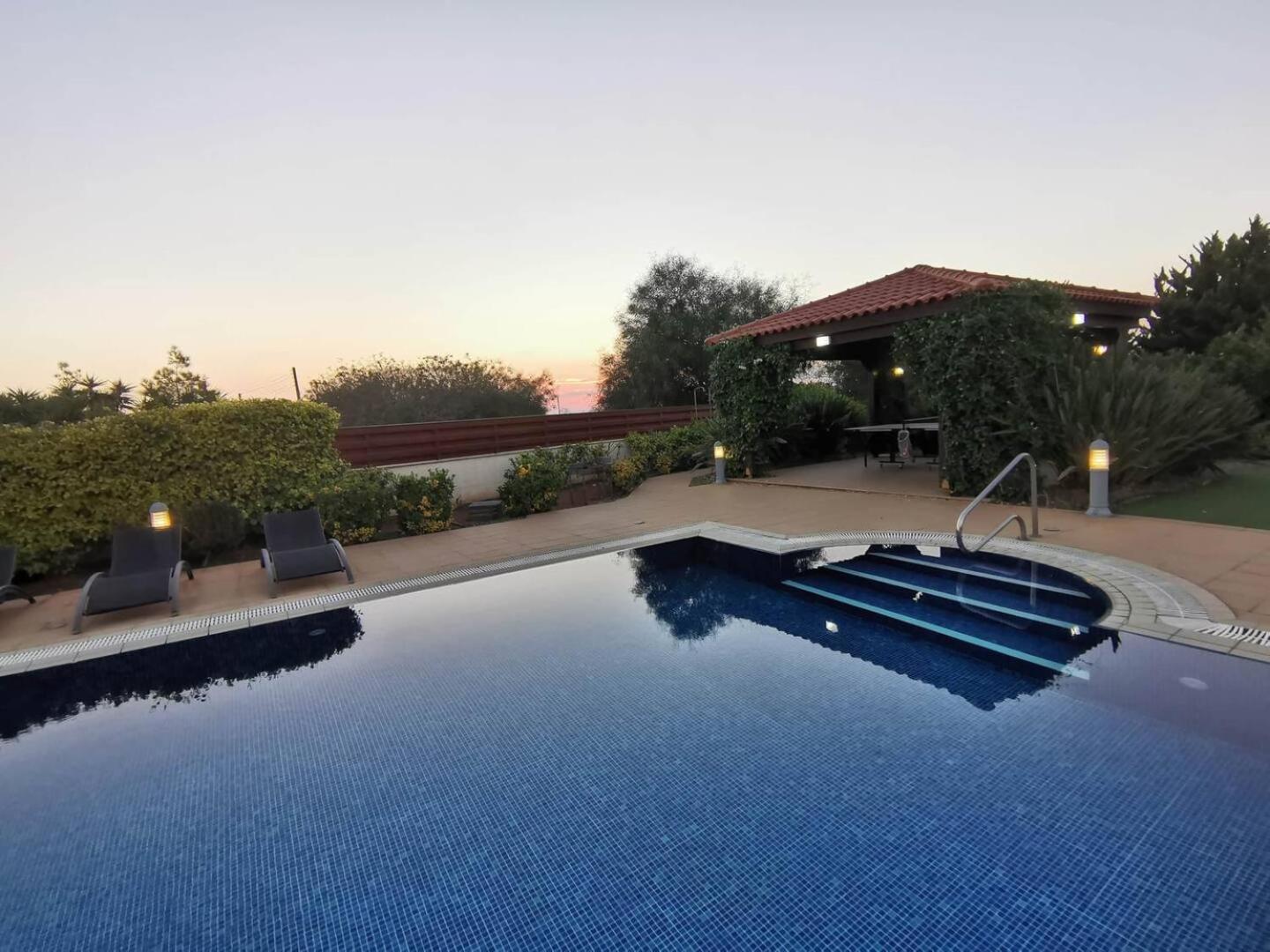 Orchard Blossom Private Villa With Pool Phrenaros Экстерьер фото