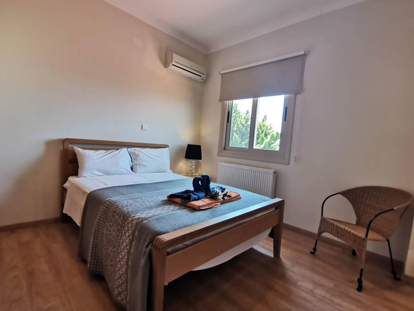 Orchard Blossom Private Villa With Pool Phrenaros Экстерьер фото