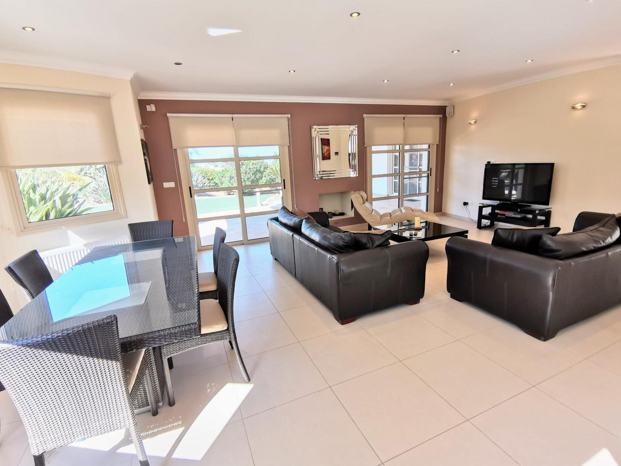Orchard Blossom Private Villa With Pool Phrenaros Экстерьер фото